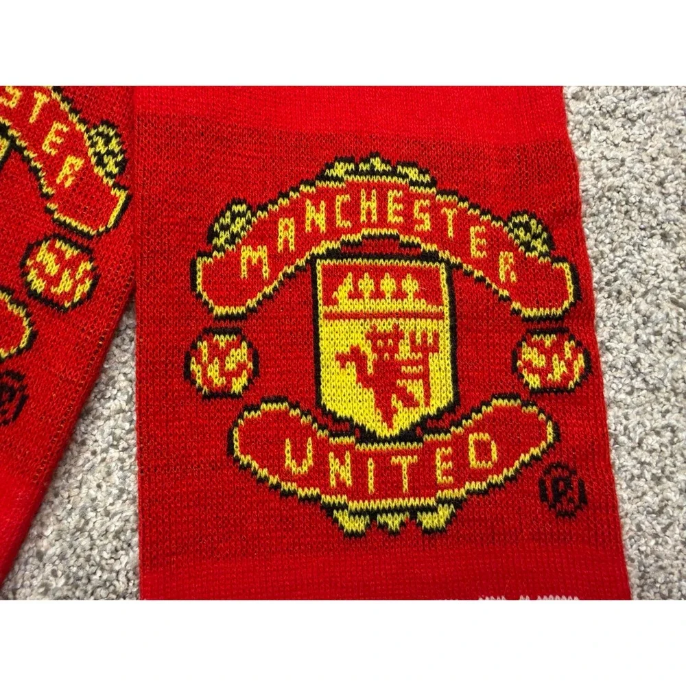 Manchester United Scarf Tour 2015 Red One Size Soccer Football Fan Gear Aon Logo